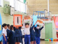 4年